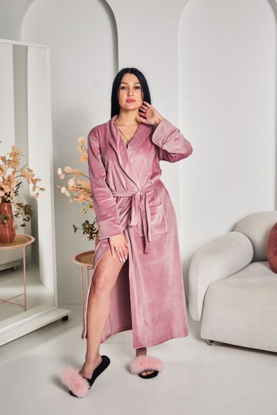 Фото Жіночий довгий халат Velour Luxe | Плюшевий велюр на бавовні (Рожева пудра) &ndash; купити в Bluebell Room