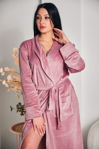Фото Жіночий довгий халат Velour Luxe | Плюшевий велюр на бавовні (Рожева пудра) &ndash; купити в Bluebell Room