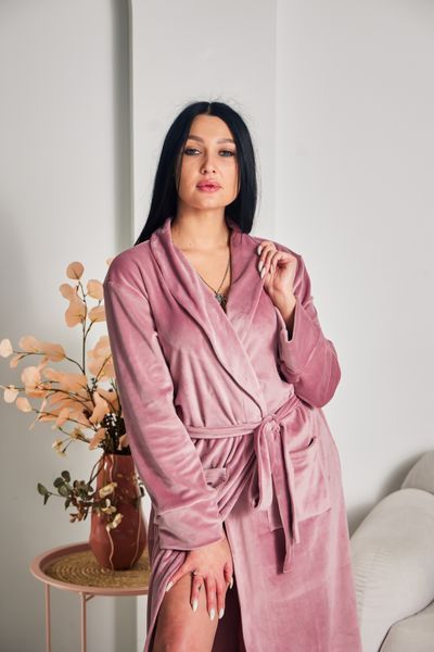 Фото Жіночий довгий халат Velour Luxe | Плюшевий велюр на бавовні (Рожева пудра) &ndash; купити в Bluebell Room