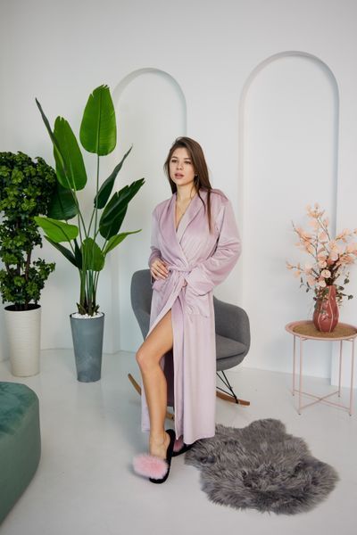 Фото Жіночий довгий халат Velour Luxe | Плюшевий велюр на бавовні (Пудра) &ndash; купити в Bluebell Room