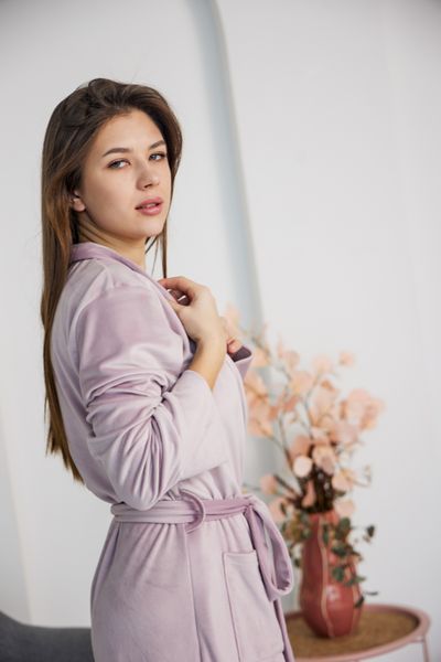 Фото Жіночий довгий халат Velour Luxe | Плюшевий велюр на бавовні (Пудра) &ndash; купити в Bluebell Room
